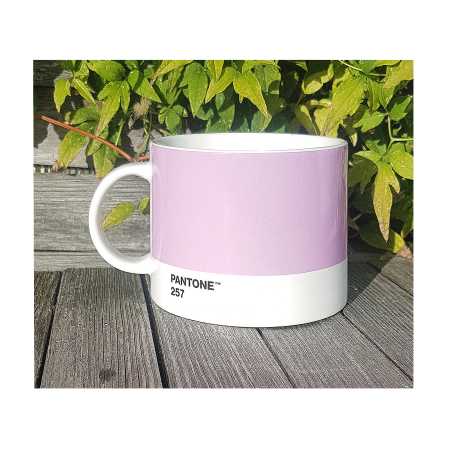 Porzellan Becher mit Pantone Farbe Light Purple